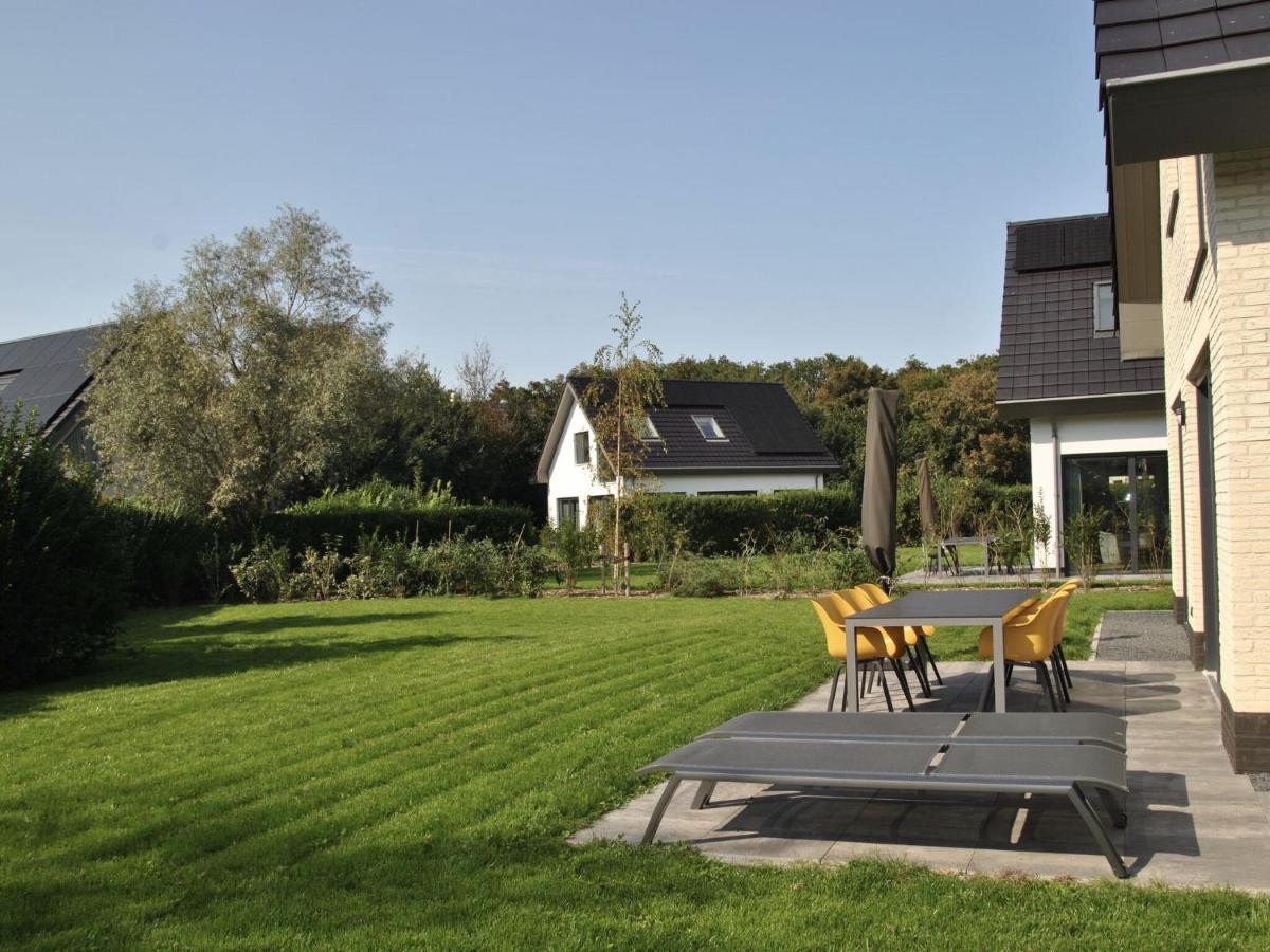 Fantastic Holiday Home With Sauna Westermient Bagian luar foto